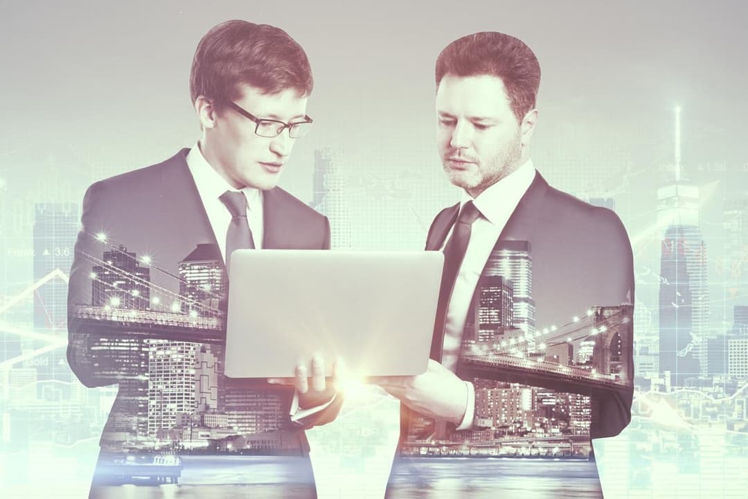 Data Scientist vs Data Analyst vs ML Engineer: Which Tech Career is Right For You in 2024?